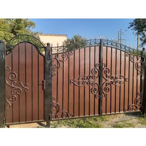 Ворота кованые «Самара» металлические арочные