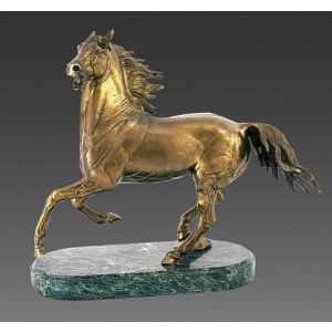 Бронзовая скульптура «Вздыбленный конь»