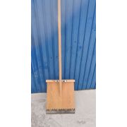 Лопата снеговая деревянная 445*520мм(планка мет.пила)