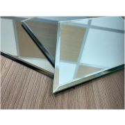 150х150 Треугольная зеркальная  плитка с фацетом ТЗС1-15